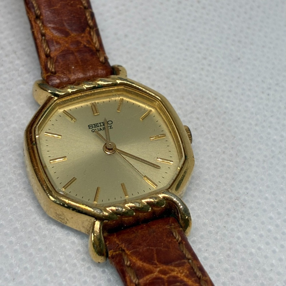 Vintage SEIKO 3421-5140 Ladies Gold Tone Octagon Watch - New Battery! - Picture 5 of 17